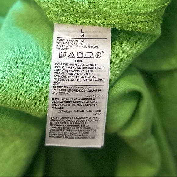 3/$19 Old Navy Linen-Blend Boyfriend Shirt - Picture 7 of 12